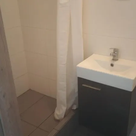 Appartement Monteurwohnungen In *