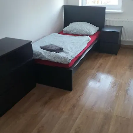 Monteurwohnungen In * Crimmitschau